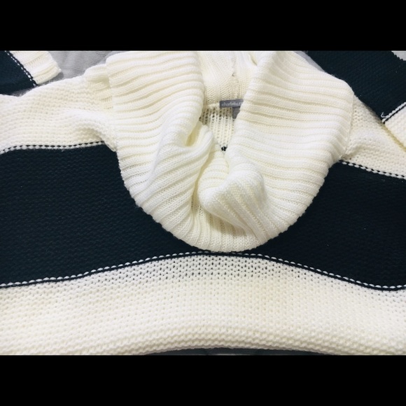 Charlotte Russe Cowl Neck Sweater - Picture 3 of 4